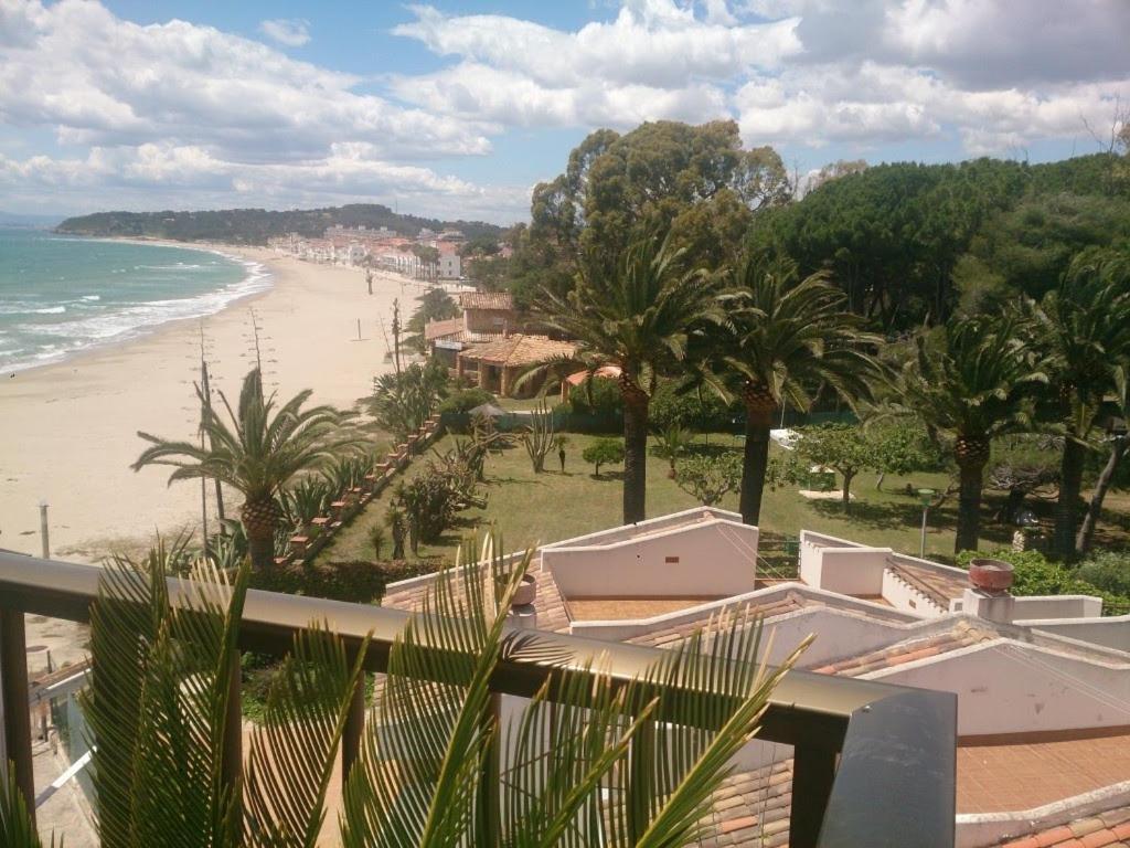 Altafulla, Primera Linea De Mar Con Acceso Directo A La Playa Buitenkant foto